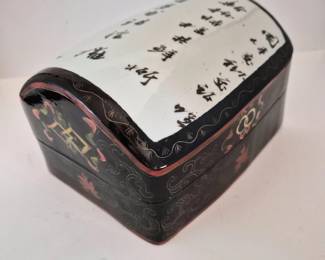 69 ChineseLacqueredWeddingBoxwithCalligraphyandFloralMotifs