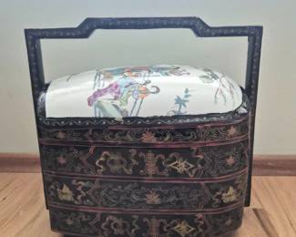 48 VintageAsianWeddingBasketLacqueredCompartmentsPorcelainLid