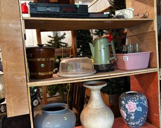 Vintage vases, housewares & electronics