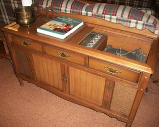 Vintage Magnavox Astro Sonic