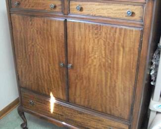 Vintage Gentleman's Chest