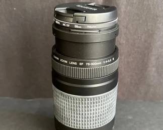 Canon Zoom Lens EF 75-300mm 1:4 - 5.6