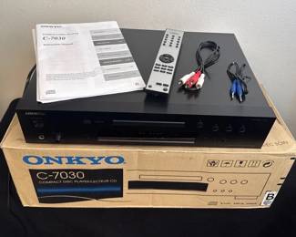 ONKYO C-7030 Compact Disc Player* MP3 And CD