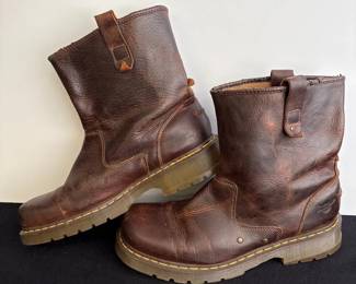 Men’s Size 13 DOC MARTENS Boots