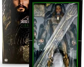 Hot Toys Justice League Aquaman MMS447 Figure