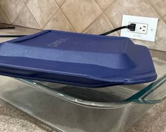 Pyrex x Glass Baking Dish with Lid