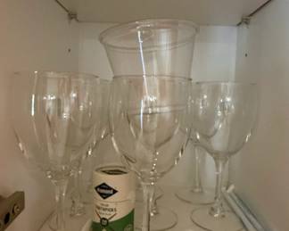 Roltex Unbreakable Reusable Polycarbonate Plastic Stacking Wine Glasses