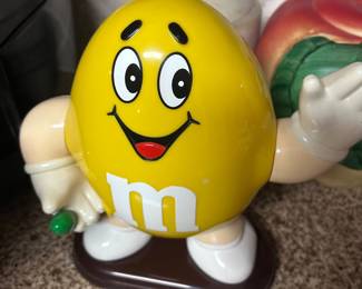 Hello Mr. M&M
