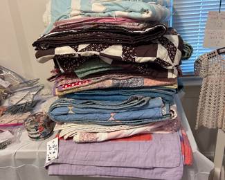 Vtg handmade quilts very old but is great condition