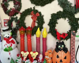 Large group of vintage blowmolds and plastic decorations.  Also many holiday wreaths