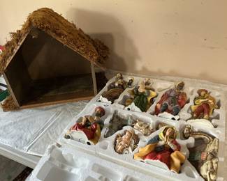Larger crèche with nativity set