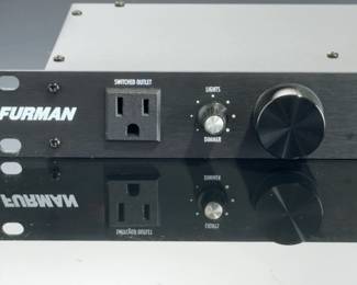 Furman M-8Dx Merit Series 15A Power Conditioner Rackmount Voltage Meter