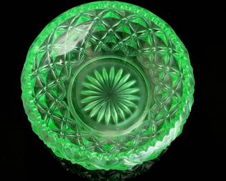 Antique Indiana Glass Uranium Green Vaseline Bowl - Diamond Point Pattern