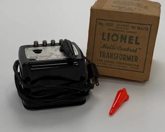 Vintage Lionel No. 1033 Multi-Control 90W Train Transformer with Original Box