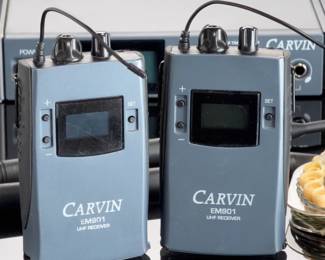 Carvin EM900 Wireless In-Ear Monitor System Lot: 2 Transmitters & 2 Receivers