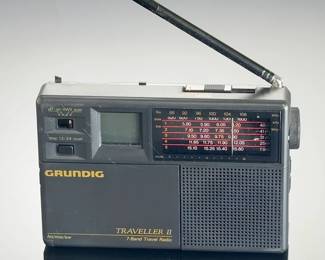 Grundig Traveller II 7-Band Portable World Receiver Radio FM/MW/SW Case Manual