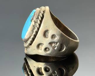 Vintage Navajo Sleeping Beauty Turquoise Sterling Silver Ring - Size 9 Heavy