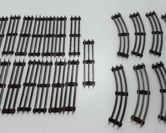 Lionel O Gauge Tubular Train Track Lot: 14 Straight & 7 Curved Pieces