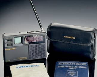 Grundig Traveller II 7-Band Portable World Receiver Radio FM/MW/SW Case Manual