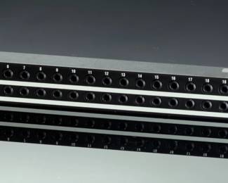 dbx PB-48 48-Point TRS 1/4-Inch Balanced Rackmount Studio Patch Bay