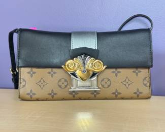 LV