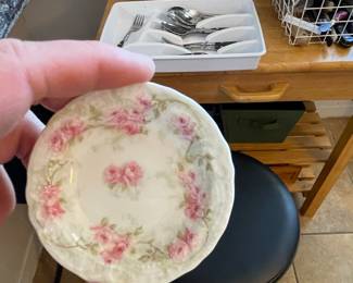 Haviland Limoges Schleiger 39C Butter Pat