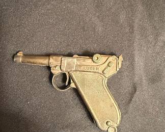 Vintage ESQUIRE TOY "The Luger" Gold Color Cap Gun