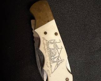 National Blade Scrimshaw Folding Lockback Knife