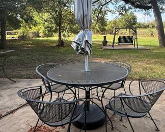 Russell Woodard Style Wrought Iron Patio Dining Set