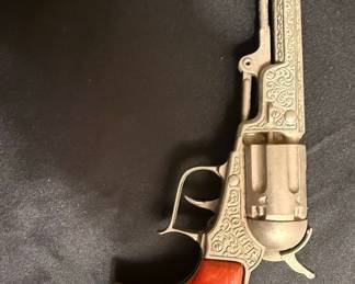 Hubley Pioneer No. 260 Cap Gun
