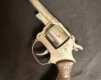 K.B.I. Lucky Clover Toy Revolver