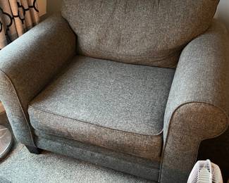 Arm chair with ottoman