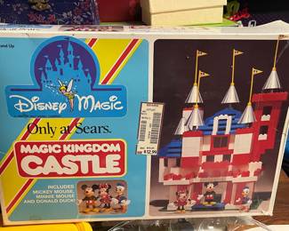 Vintage Disney block set