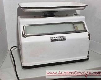 1 Dayton Hobart 970 30 Lb Commercial and Grocery Scale