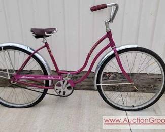 1 Vintage SCHWINN HOLLYWOOD Chartruse Bicycle
