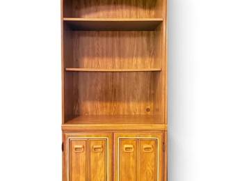 Bookshelf With Cabinet And Display Light