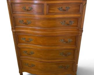 Morganton French Provincial Style 6Drawer Dresser