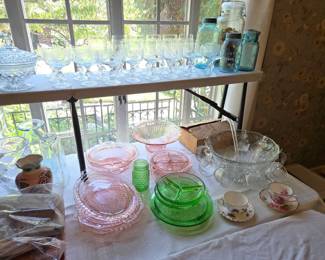 Pink & Green Depression glass (Green pieces all glow-uranium glass)