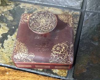 Vintage Maruni Japanese Lacquerware Trinket Box