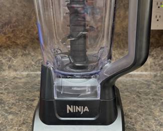 HEAVY DUTY NINJA BLENDER