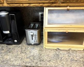 KITCHEN APPLIANCES