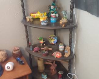 Victorian Style Four-Tier Corner Whatnot Shelf
