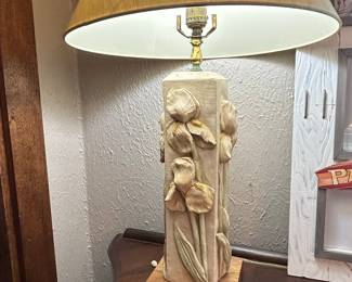 Vintage Iris Relief Table Lamp