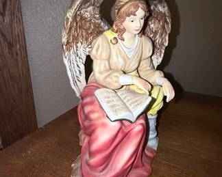 O'Well Grandeur Noel Porcelain Angel Reading Book