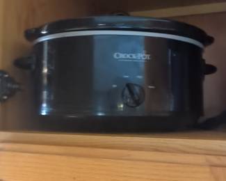 Crock-Pot 6 Quart Oval Manual Slow Cooker, Black