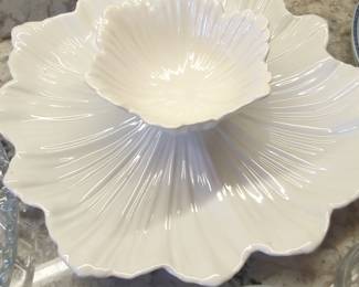 Whittier Potteries White Lotus Flower Chip and Dip Set