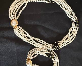 Multi-Strand Seed Pearl and Onyx Necklace and Bracelet Set with Gold-Tone Clasp