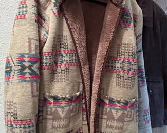 Southwestern Pattern Sherpa Lined Hooded Jacket