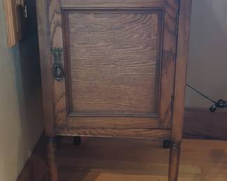 Early 20th Century Oak Washstand or Bedside Cabinet