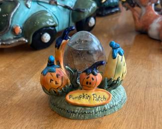 Blue Sky Clayworks Pumpkin Patch Waterglobe